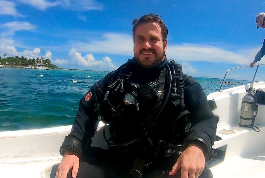 Cenote cave diving in Playa del Carmen