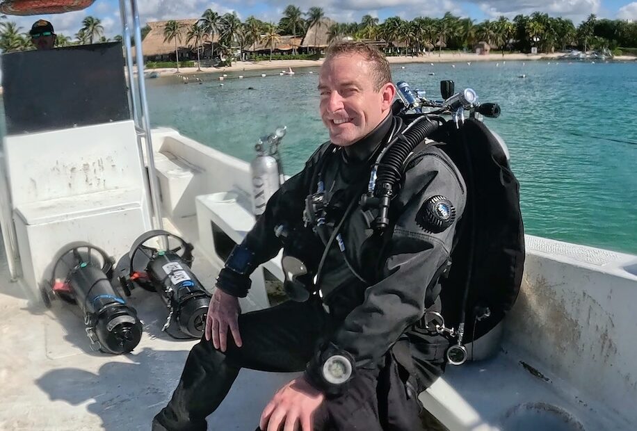 Cenote cave diving in Playa del Carmen